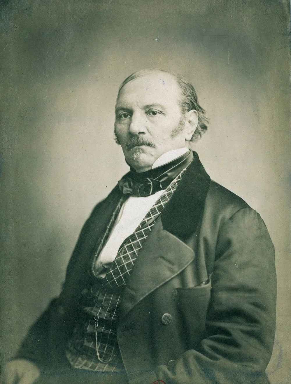Nineteenth-century photographic portrait of Allan Kardec.