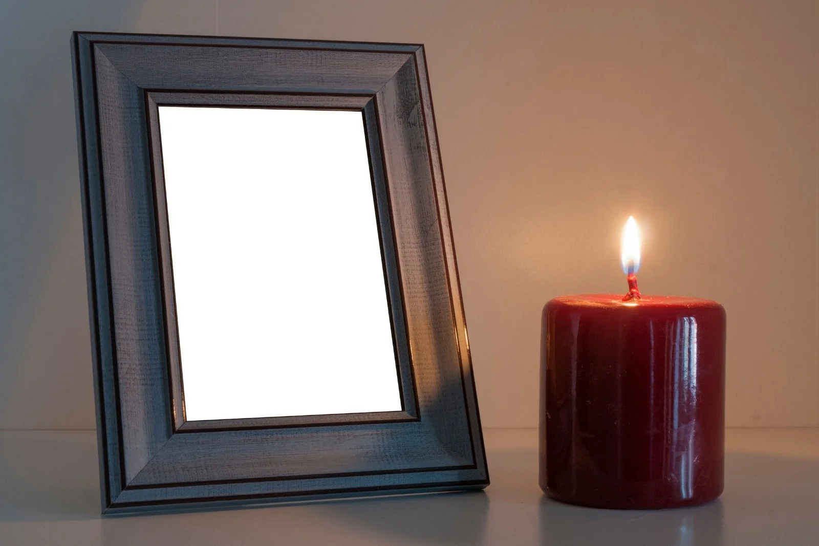 Candle and a framed photo.jpg