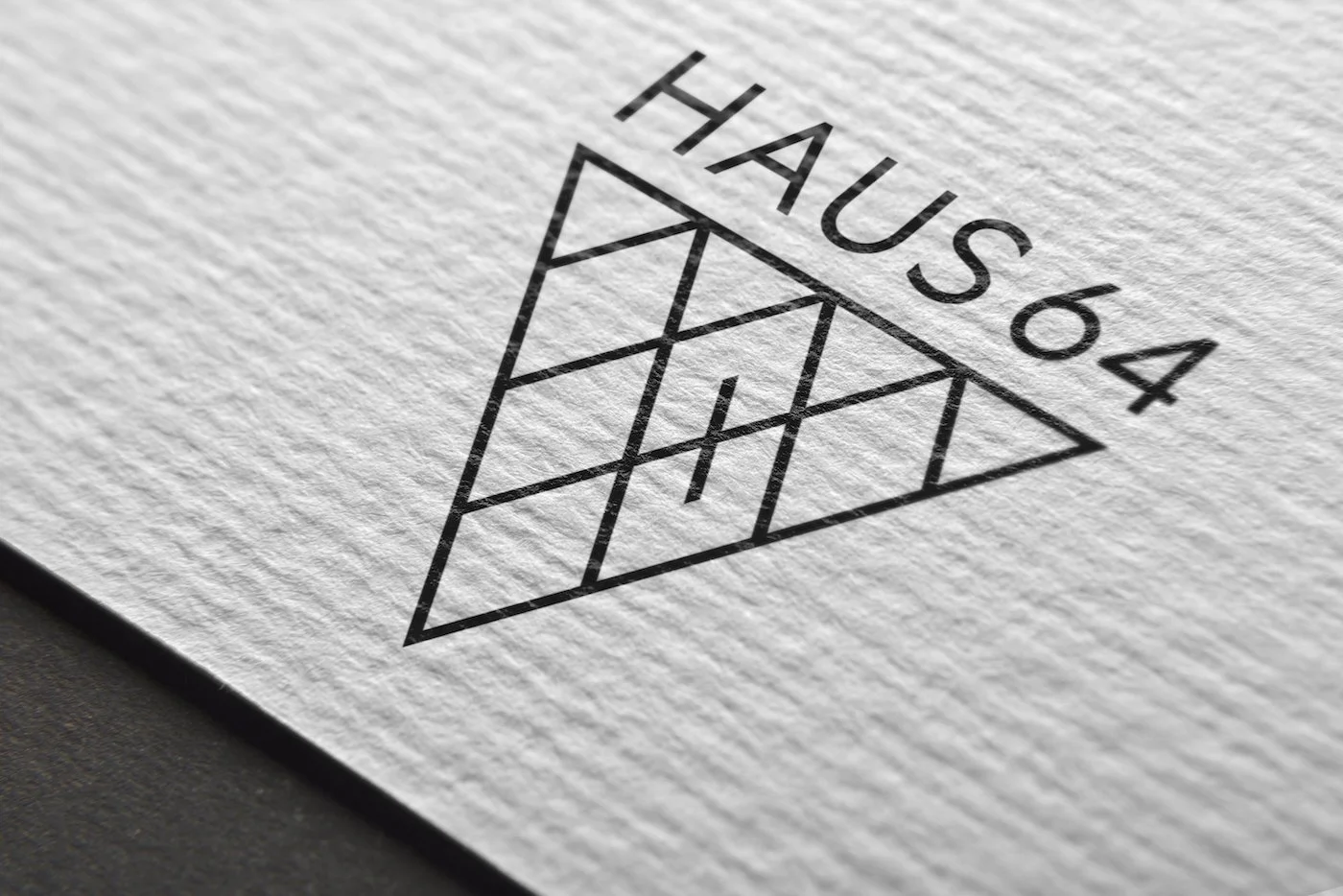 02-logo-mockup.jpg