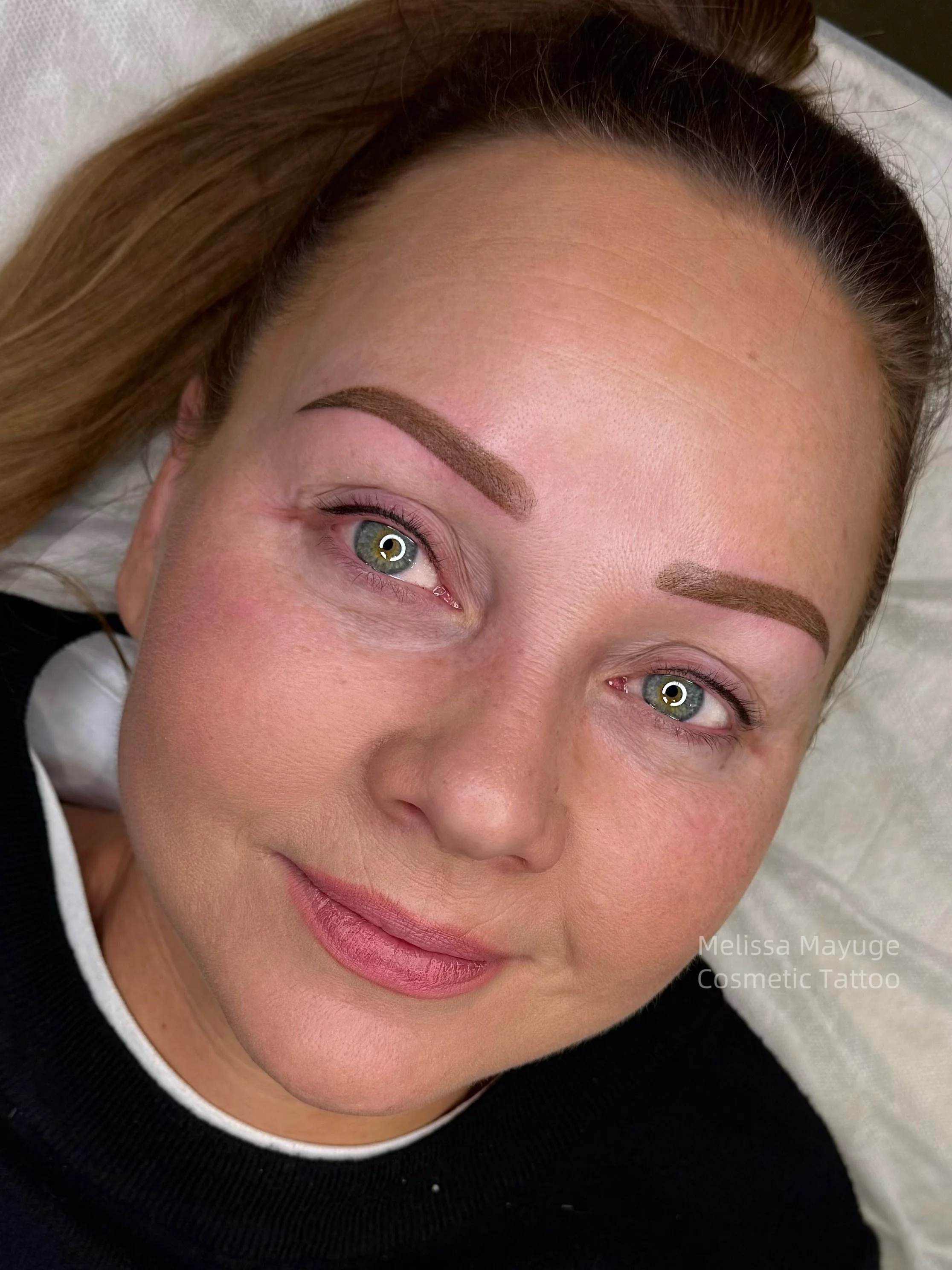 Love filled brows &amp; eyeliner but don&rsquo;t have time to do them daily? 🤎

Perfectly framed eyes with Ombre Brow tattooing &amp; Top Baby Wing Liner! 

Now saving time drawing these on daily! 👏🏻👏🏻

#busymumhack #cosmetictattoo #goldcoastcos