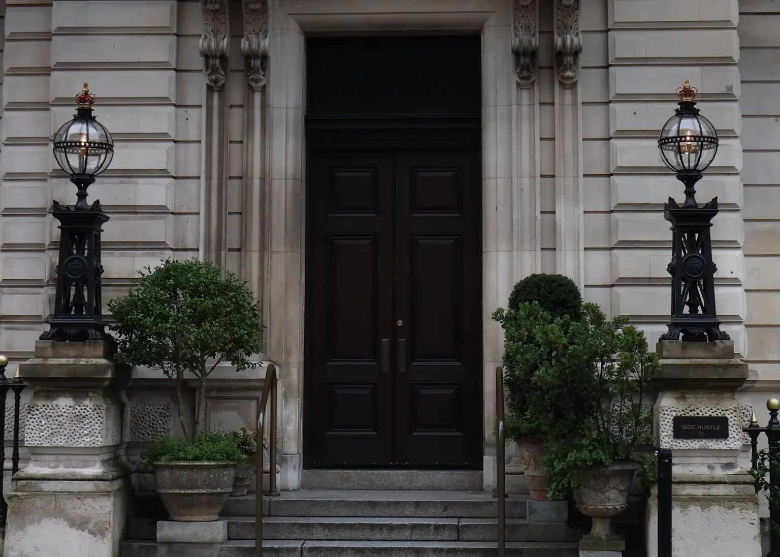 granddoor2.webp