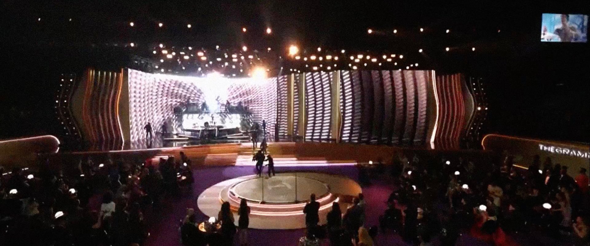 grammy_2022_4.jpg