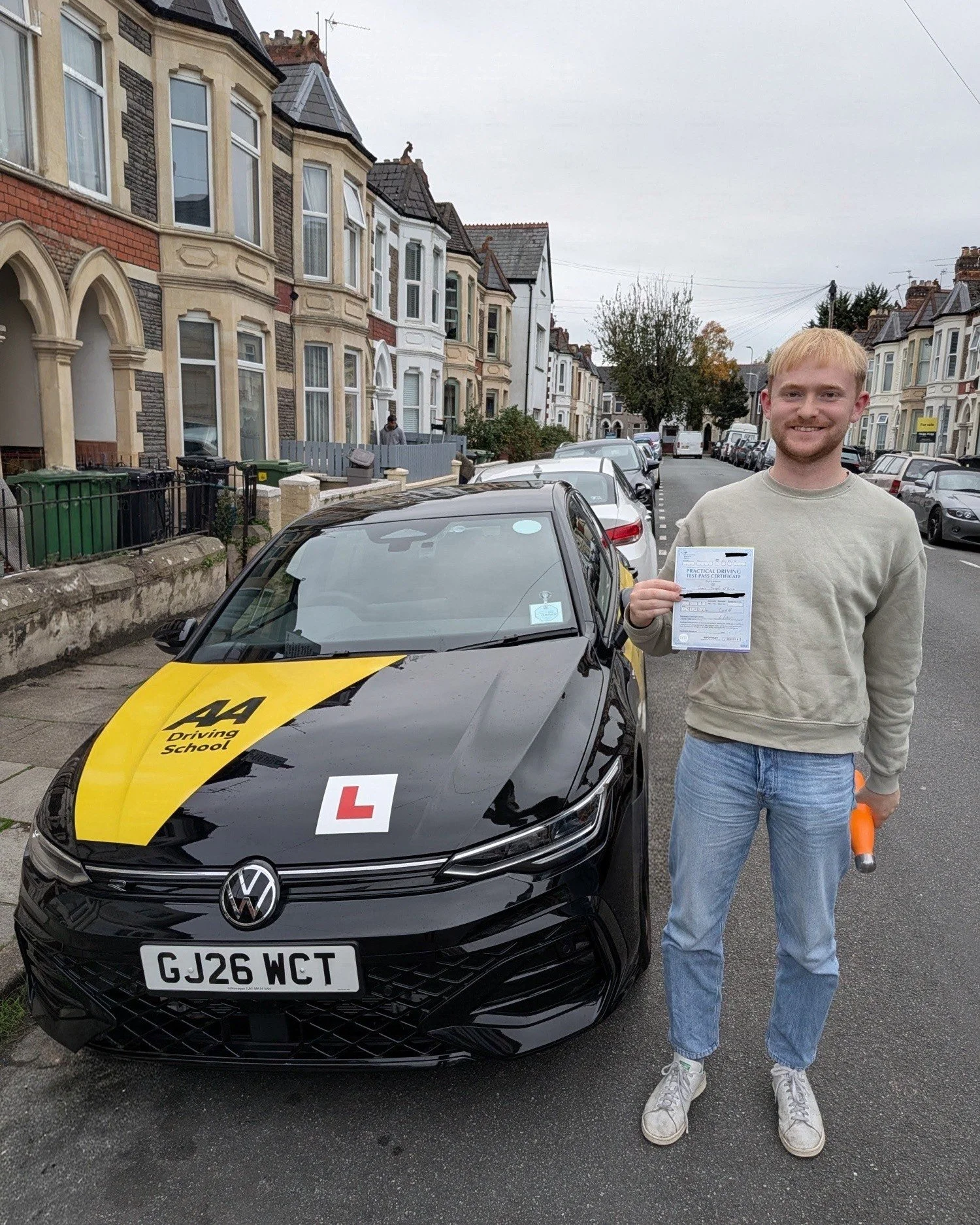 The examiner was very complimentary of Conor's smooth and comfortable driving this afternoon, passing with just 2 driver faults! #driving #drivinginstructor #cardiff