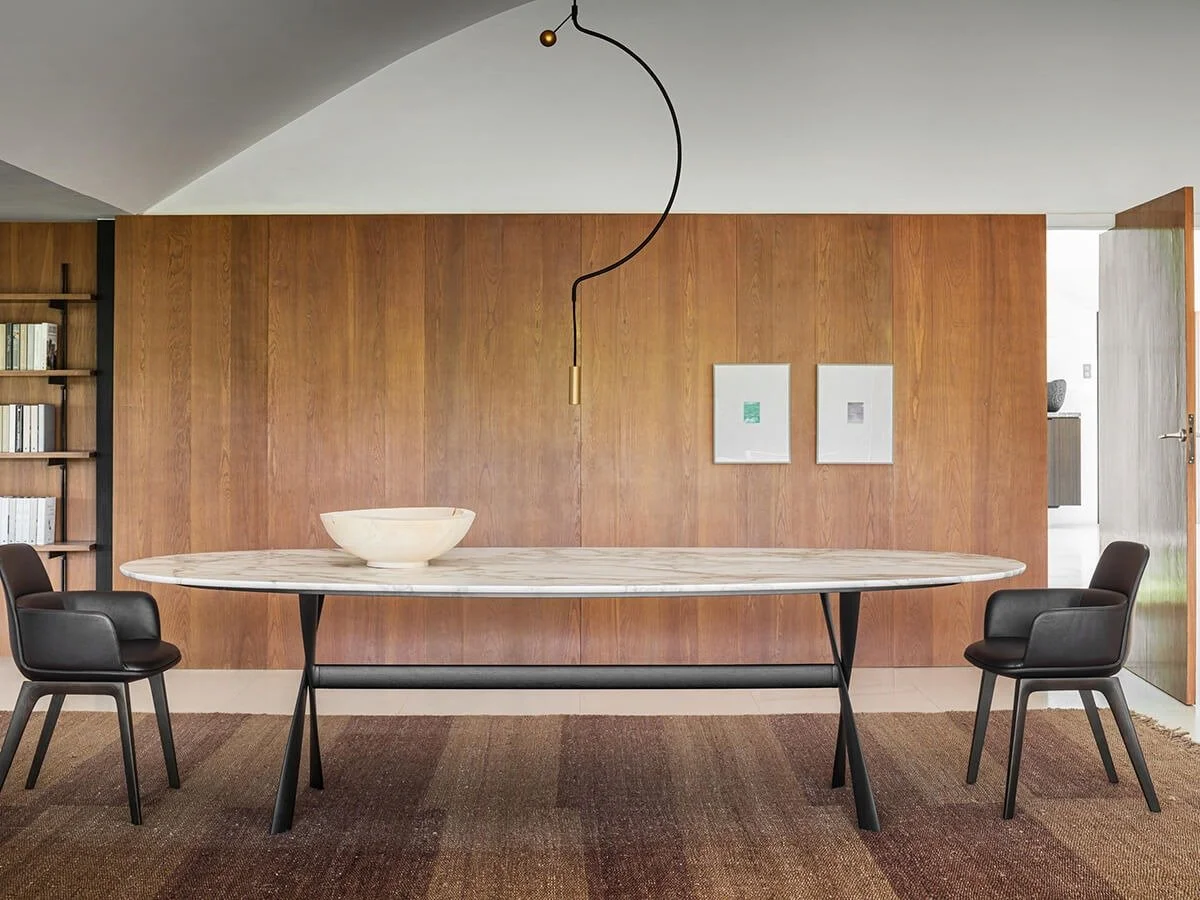 DINING TABLE - H4106.jpeg