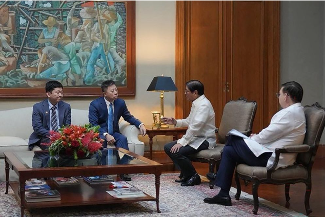 President Ferdinand Marcos Jr (2nd R) holding talks with Chinese ambassador to Manila Jing Quan (2nd L) in Manila