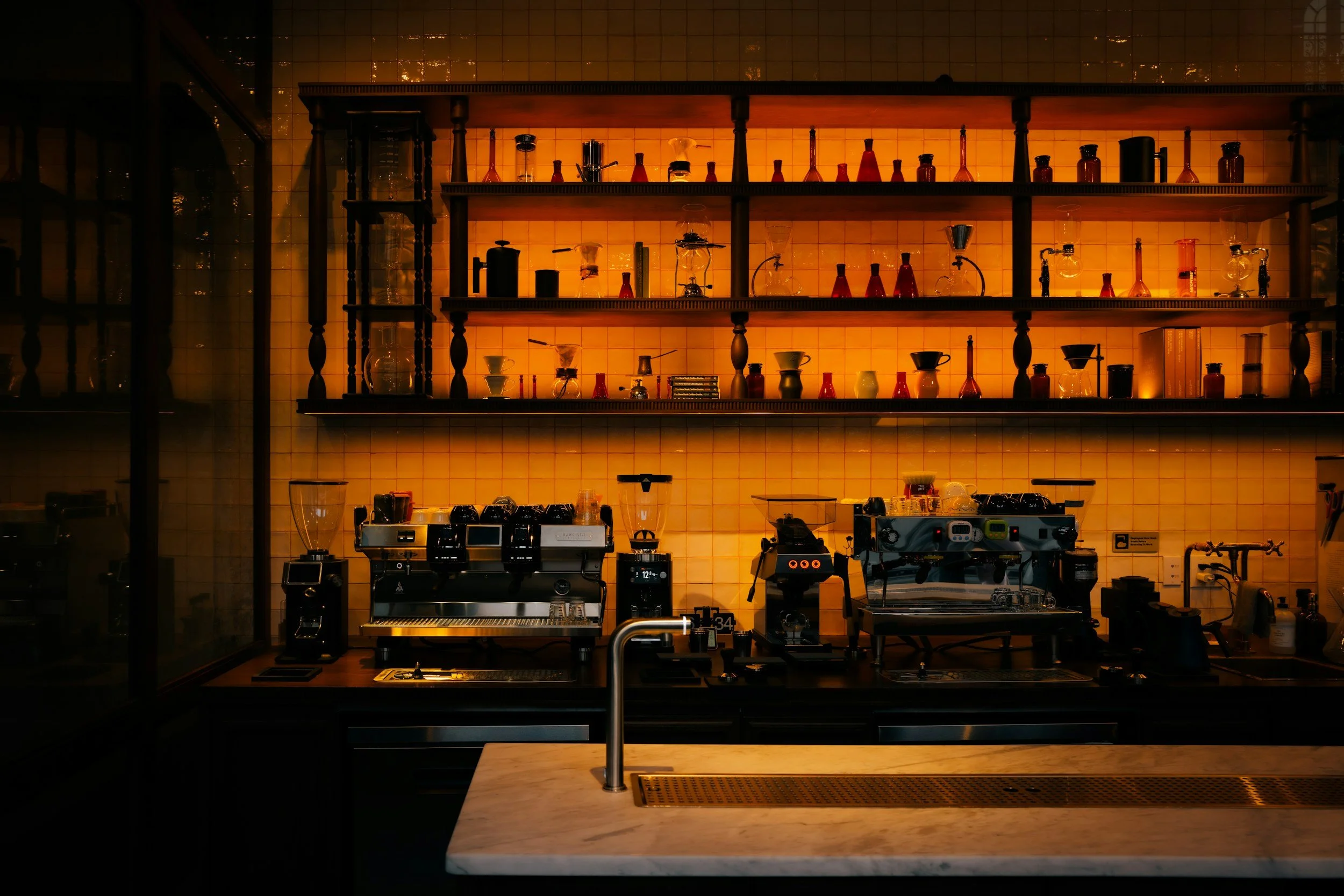 Independent coffee shop and professional coffee equipment bespoke hospitality support across Central Buckinghamshire