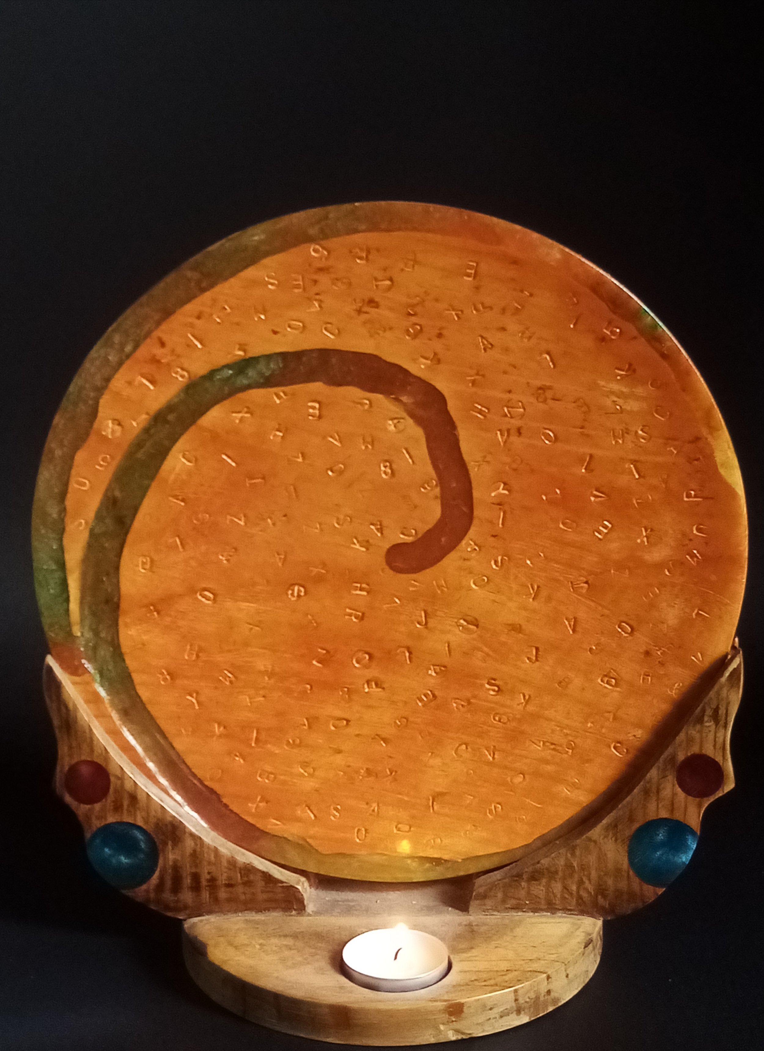 Escultura del sonido · Plato portavelas