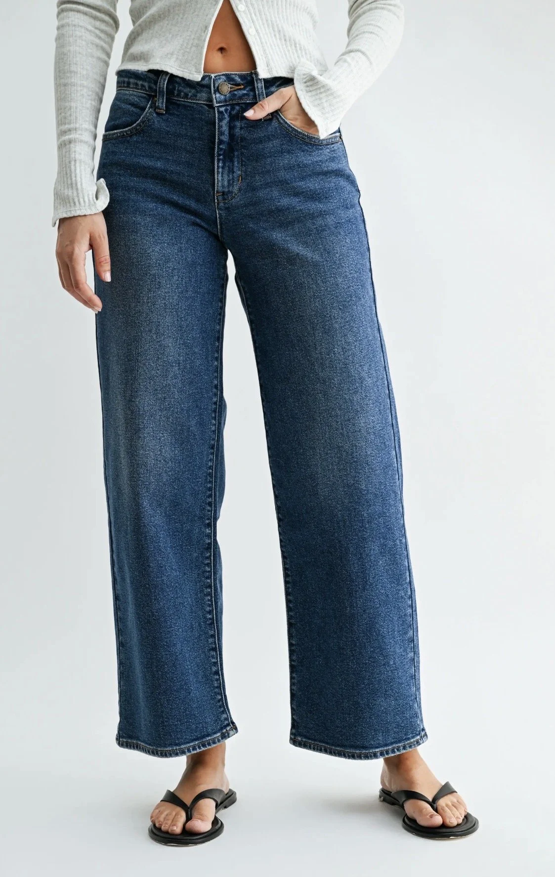 The Easygoing Wide Leg Jeans