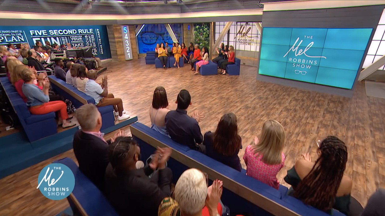 Television set designed for the Mel Robbins show