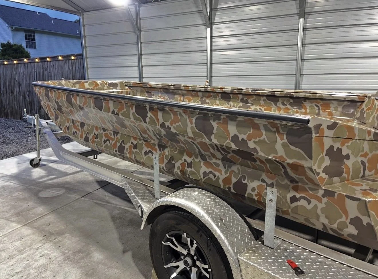 Custom Boat Paint