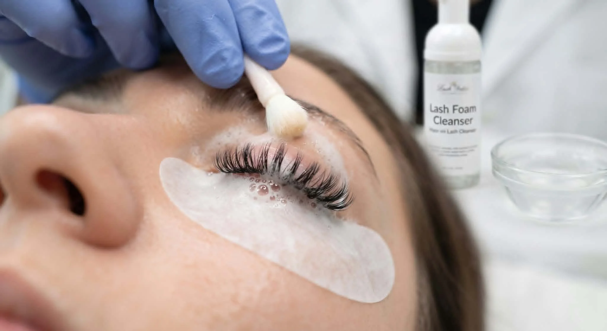 Lash Bath