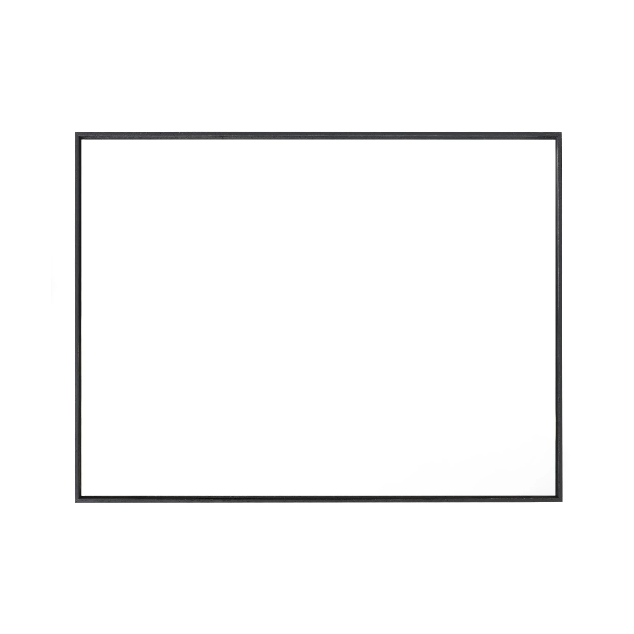 horizontal_black(squ_crop).jpg
