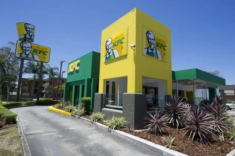04-a-kfc-restaurant-repainted-green-and-gold.jpg