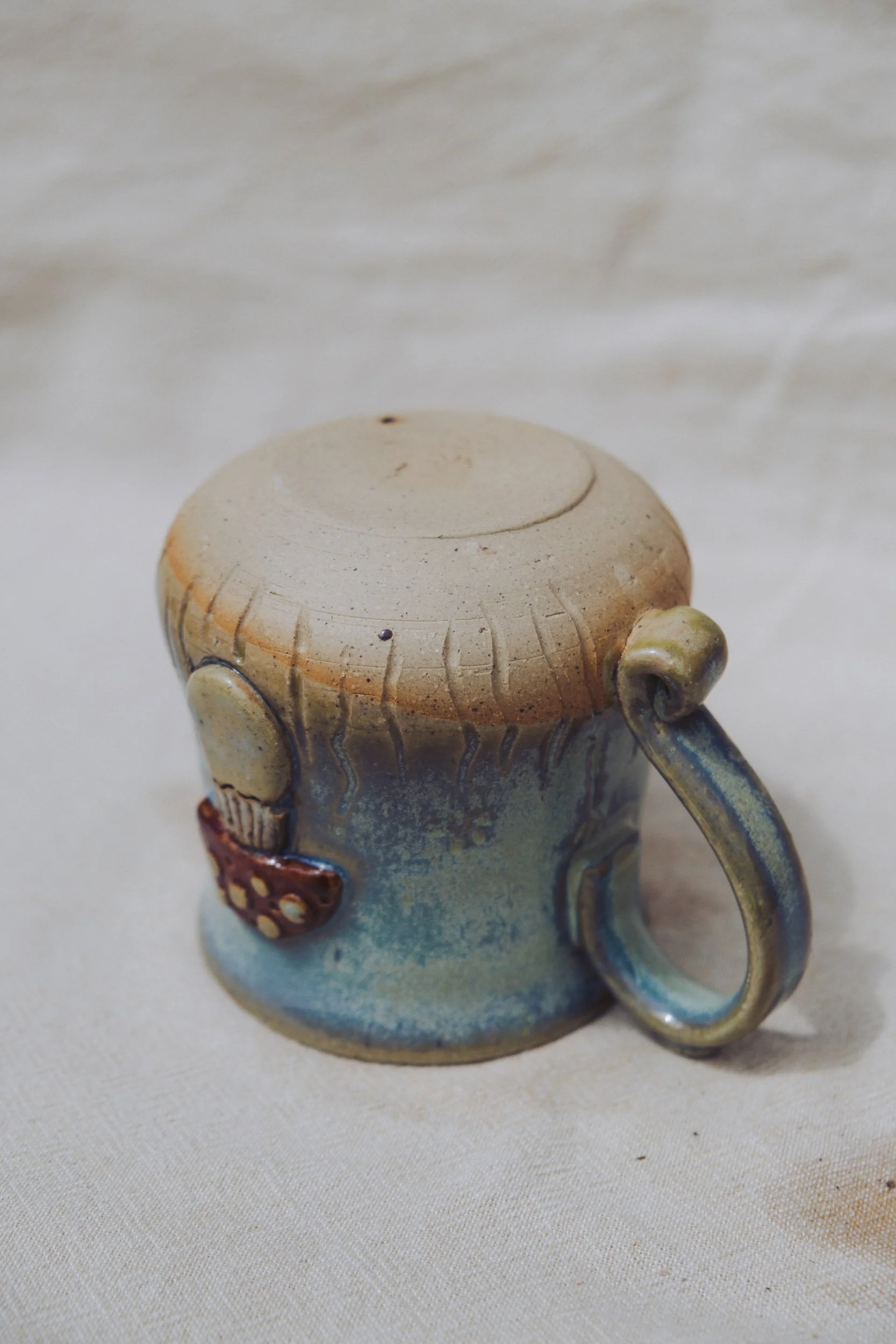 MUG-051-3.jpg
