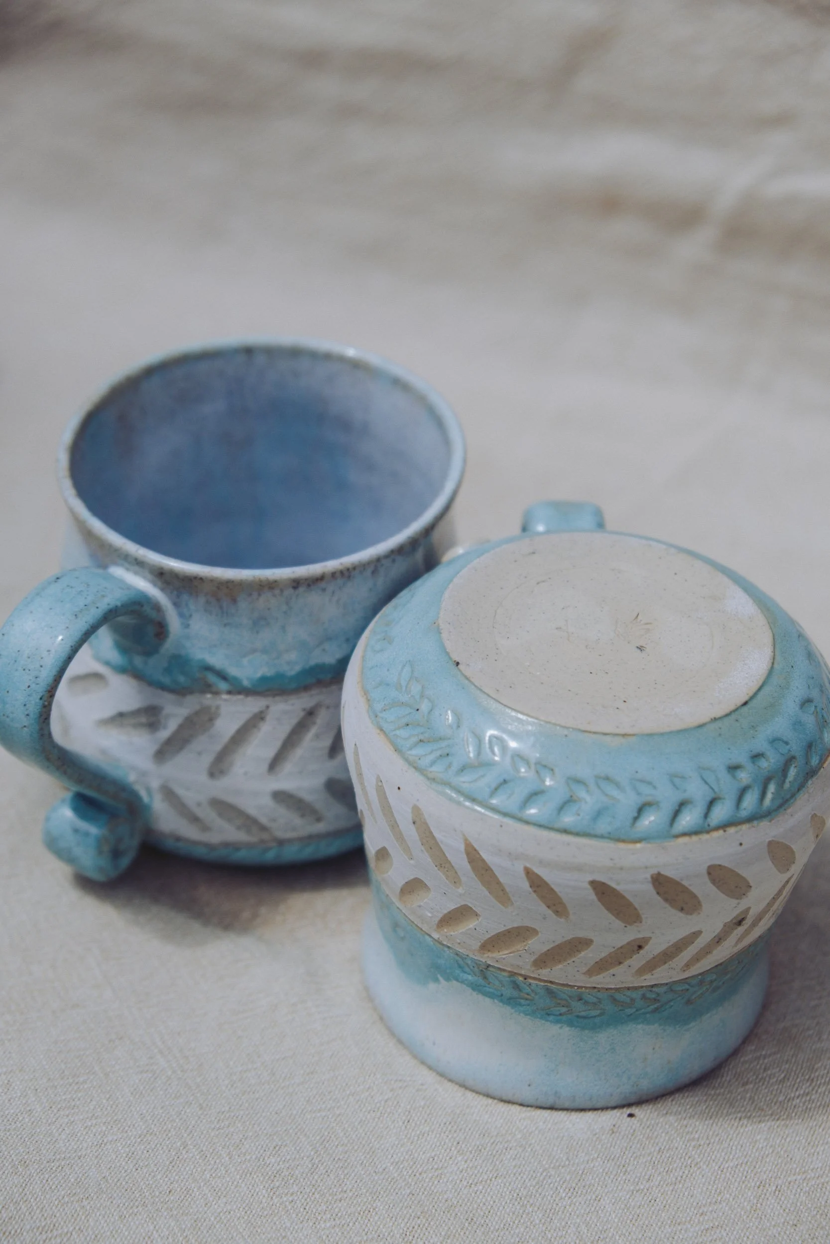 MUG-042-3.jpg