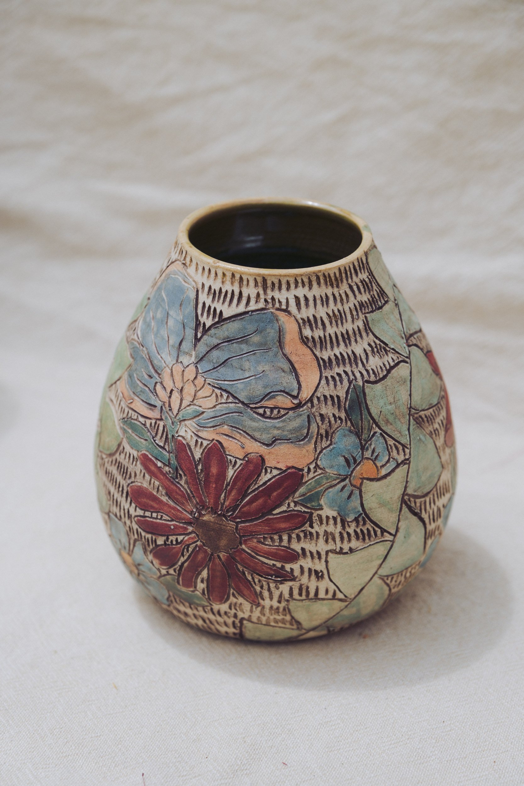 Wildflower – Hand-Painted Floral Vase