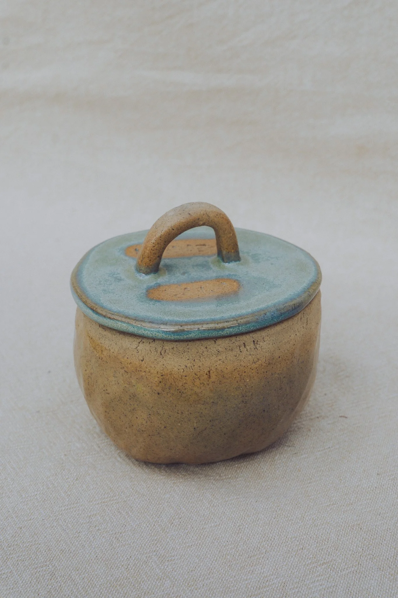 JAR-010-1.jpg