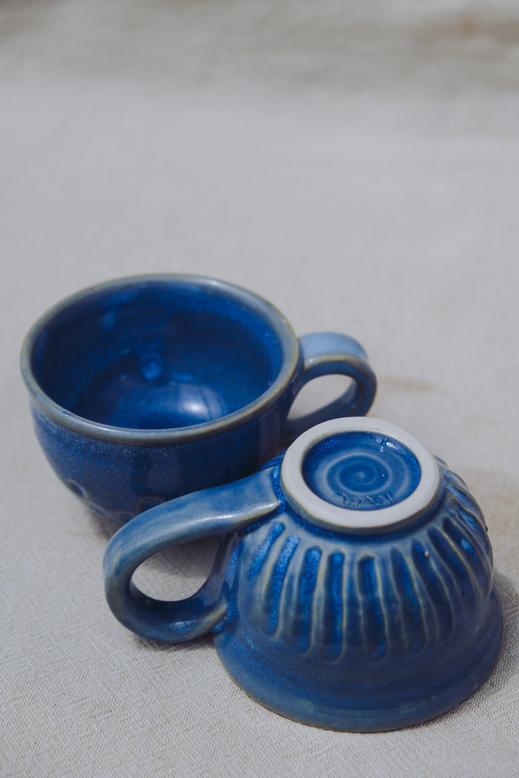 MUG-020-2.jpg