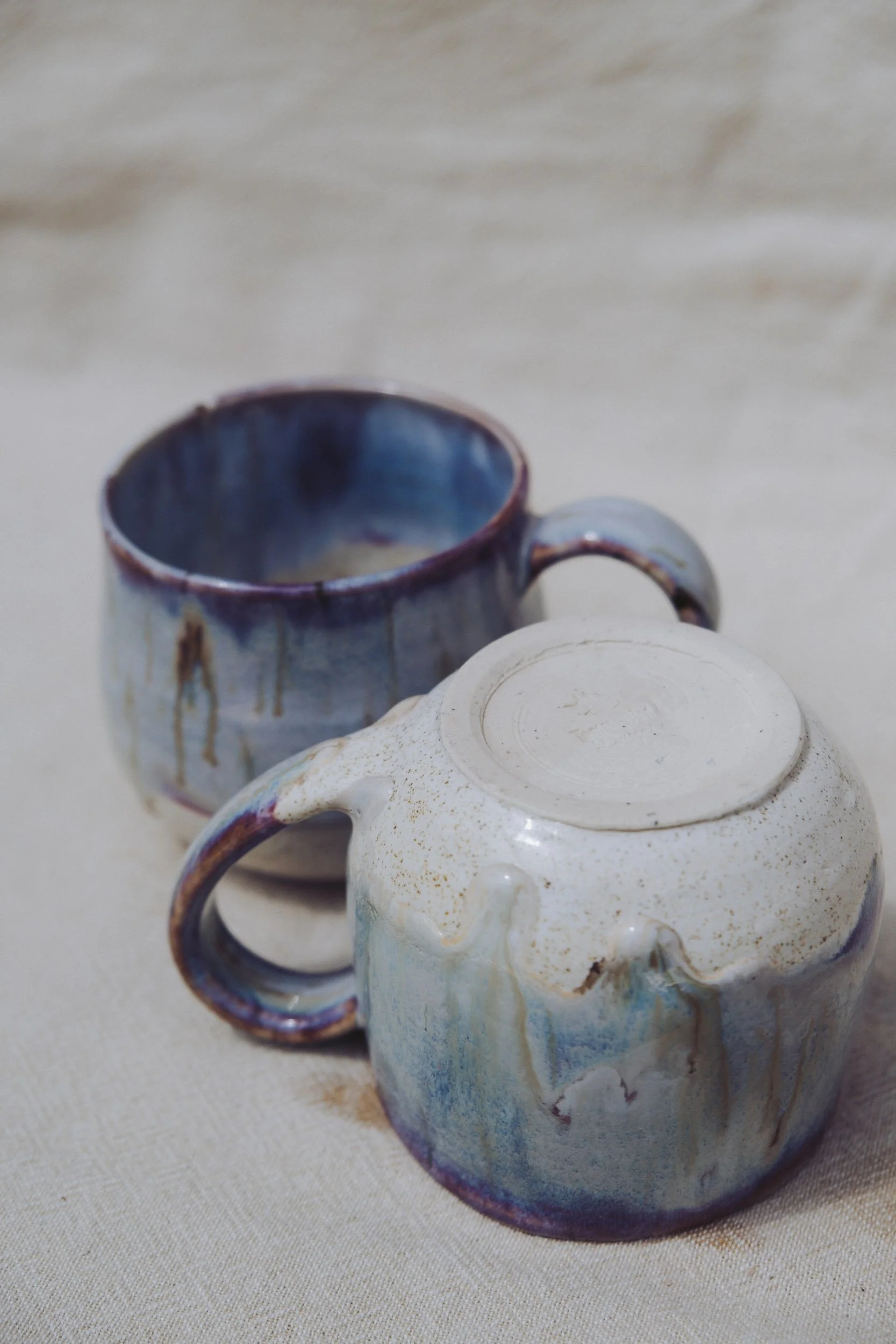 MUG-052-3.jpg