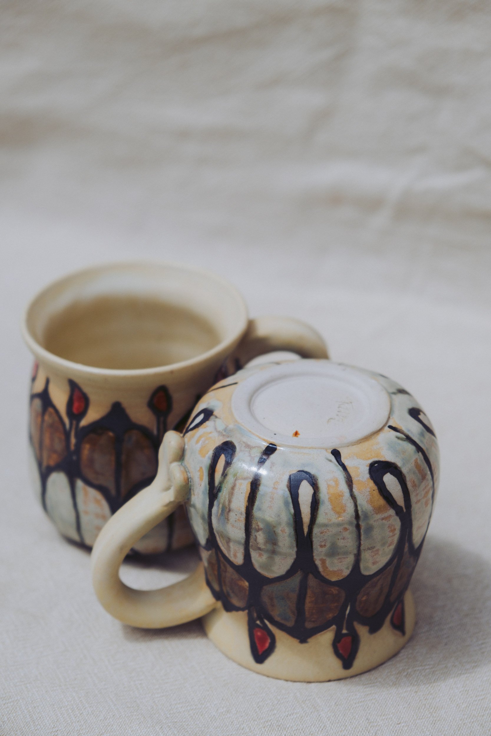 MUG-038-3.jpg