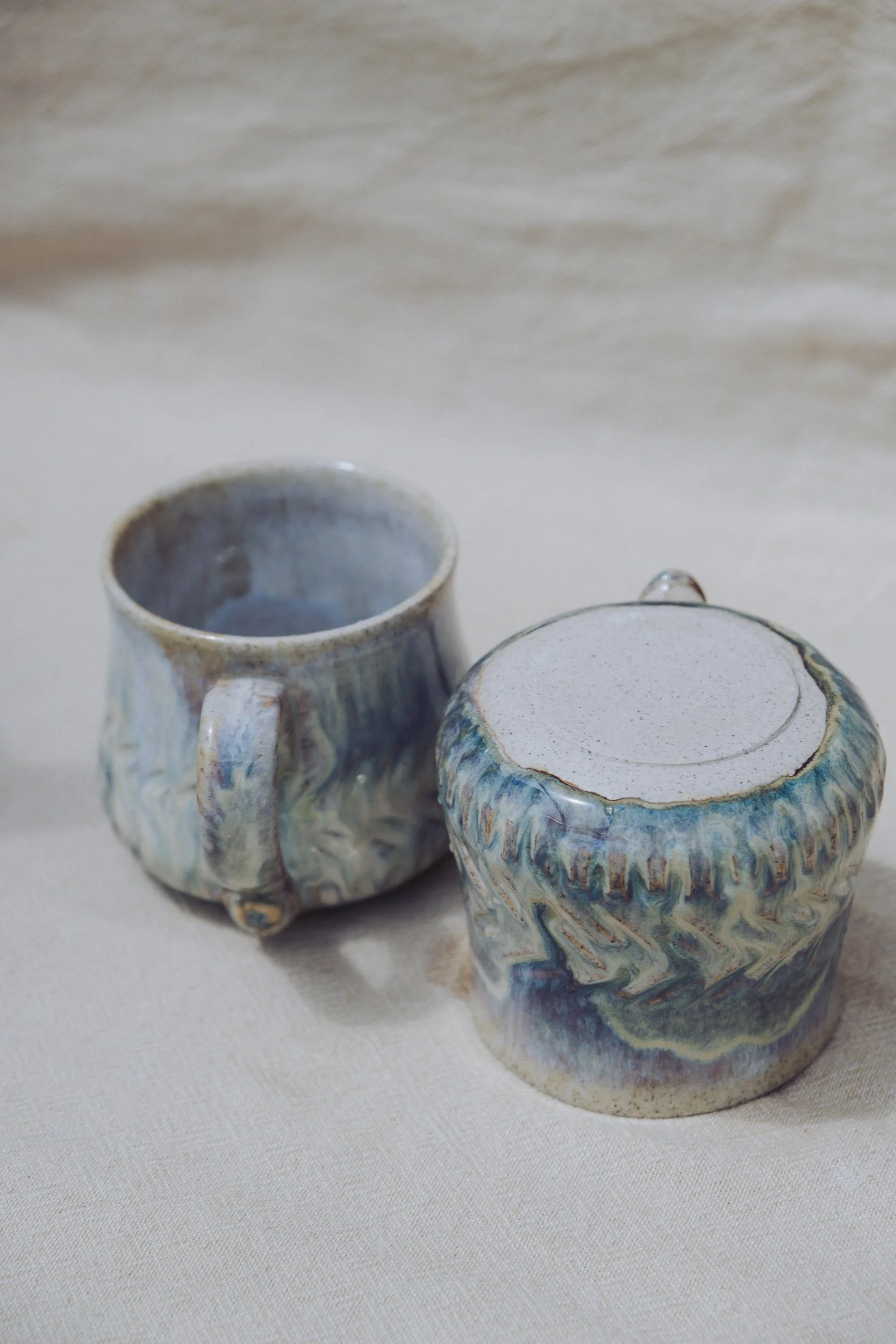 MUG-040-3.jpg