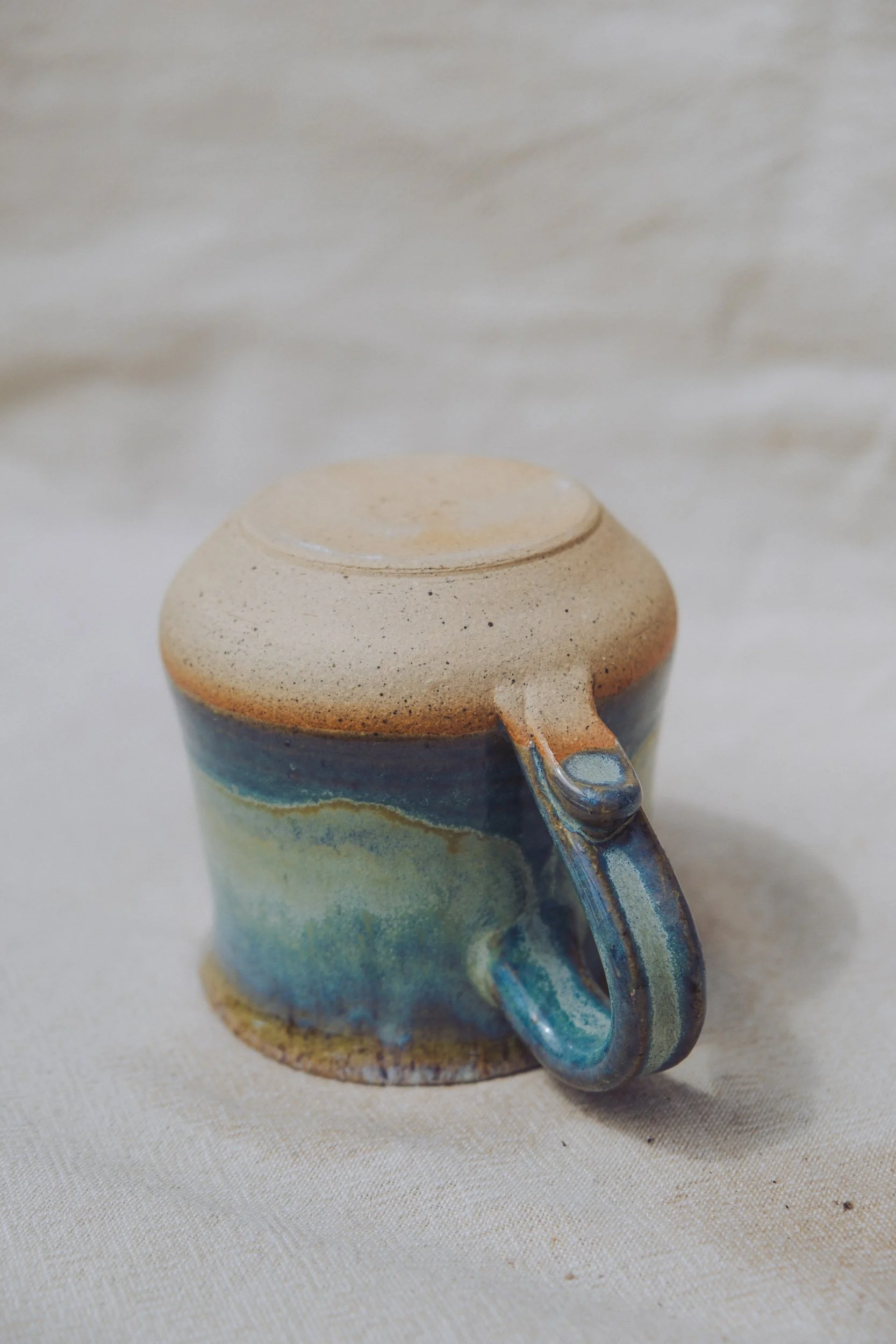 MUG-060-3.jpg