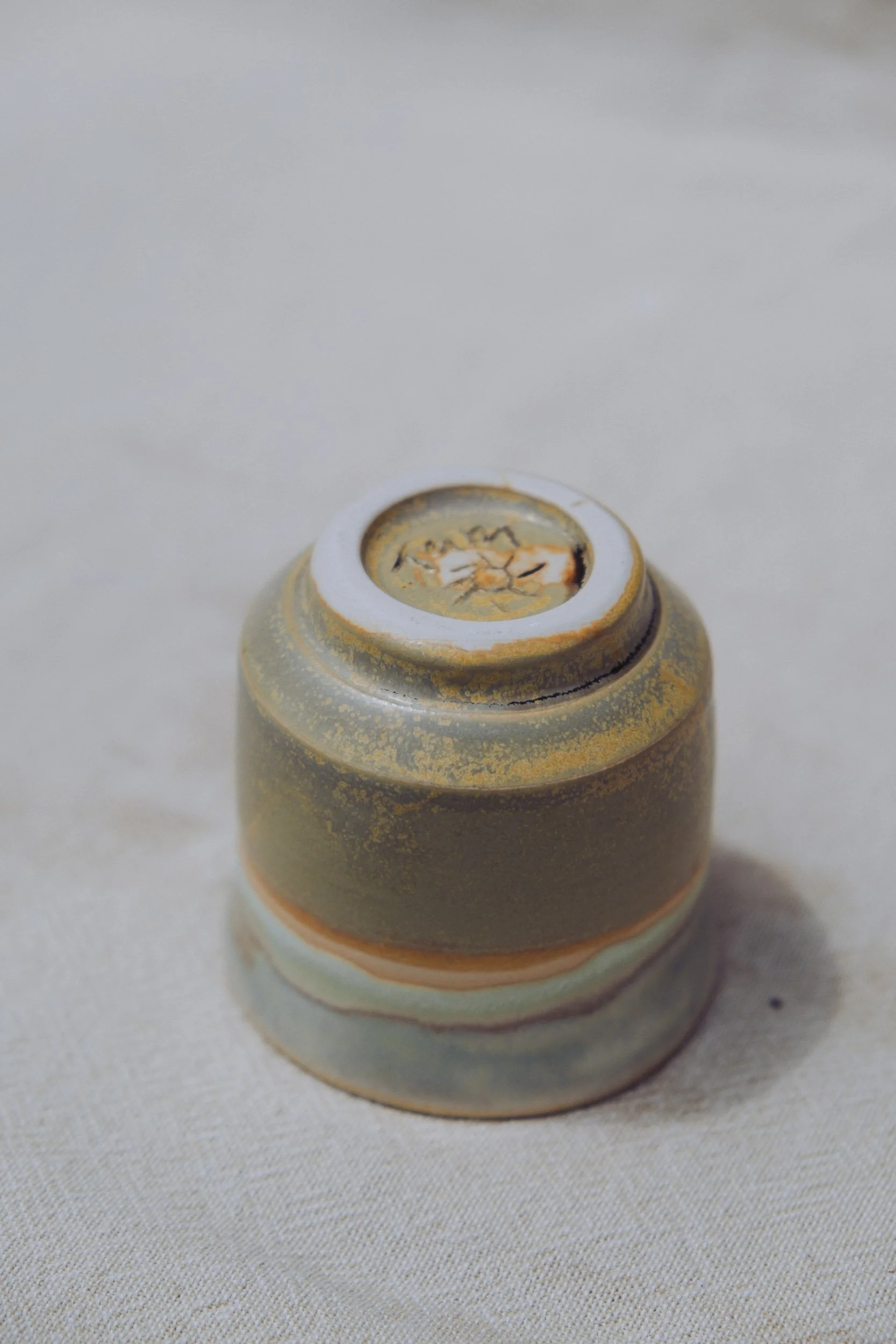 MUG-019-3.jpg