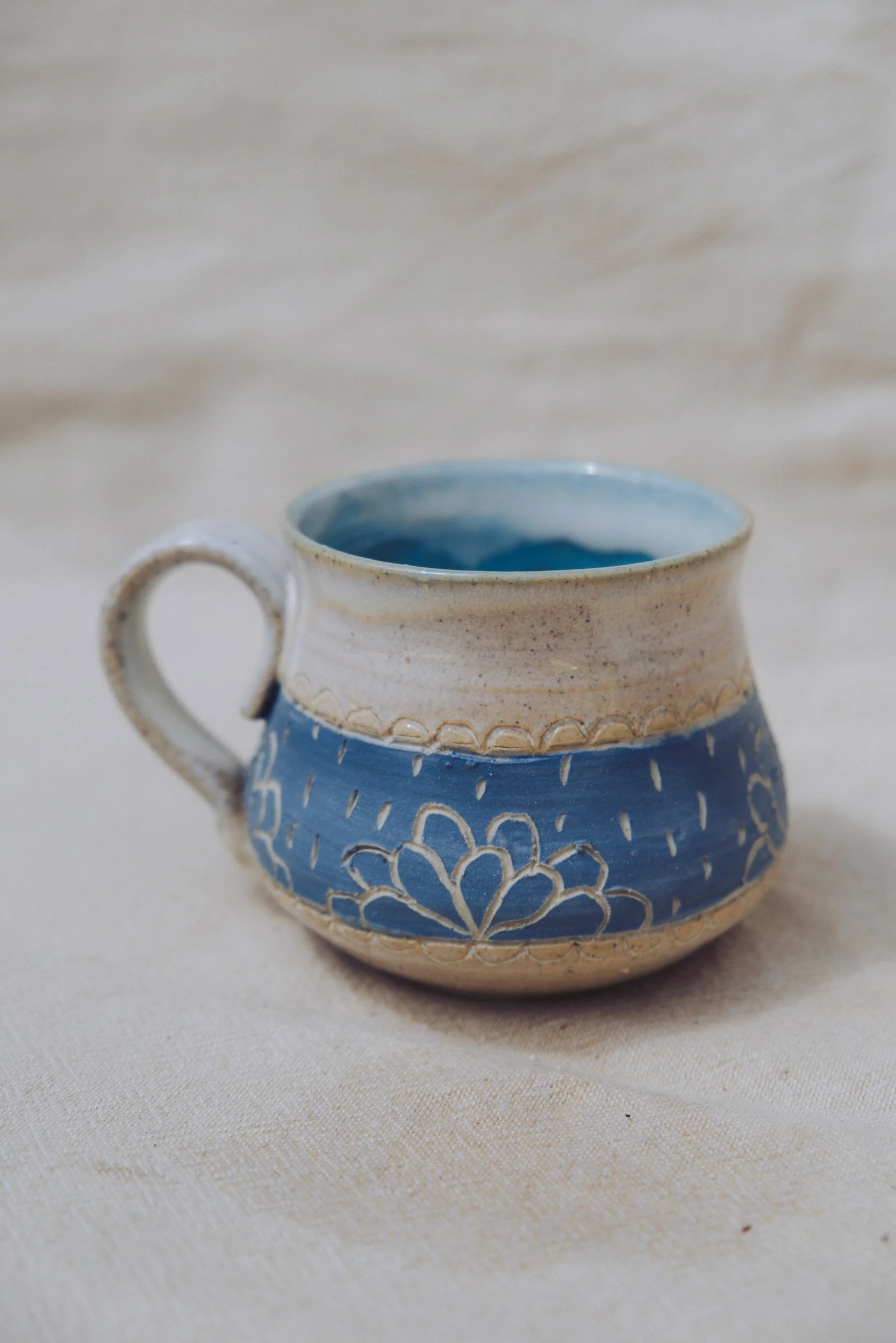 MUG-066-1.jpg