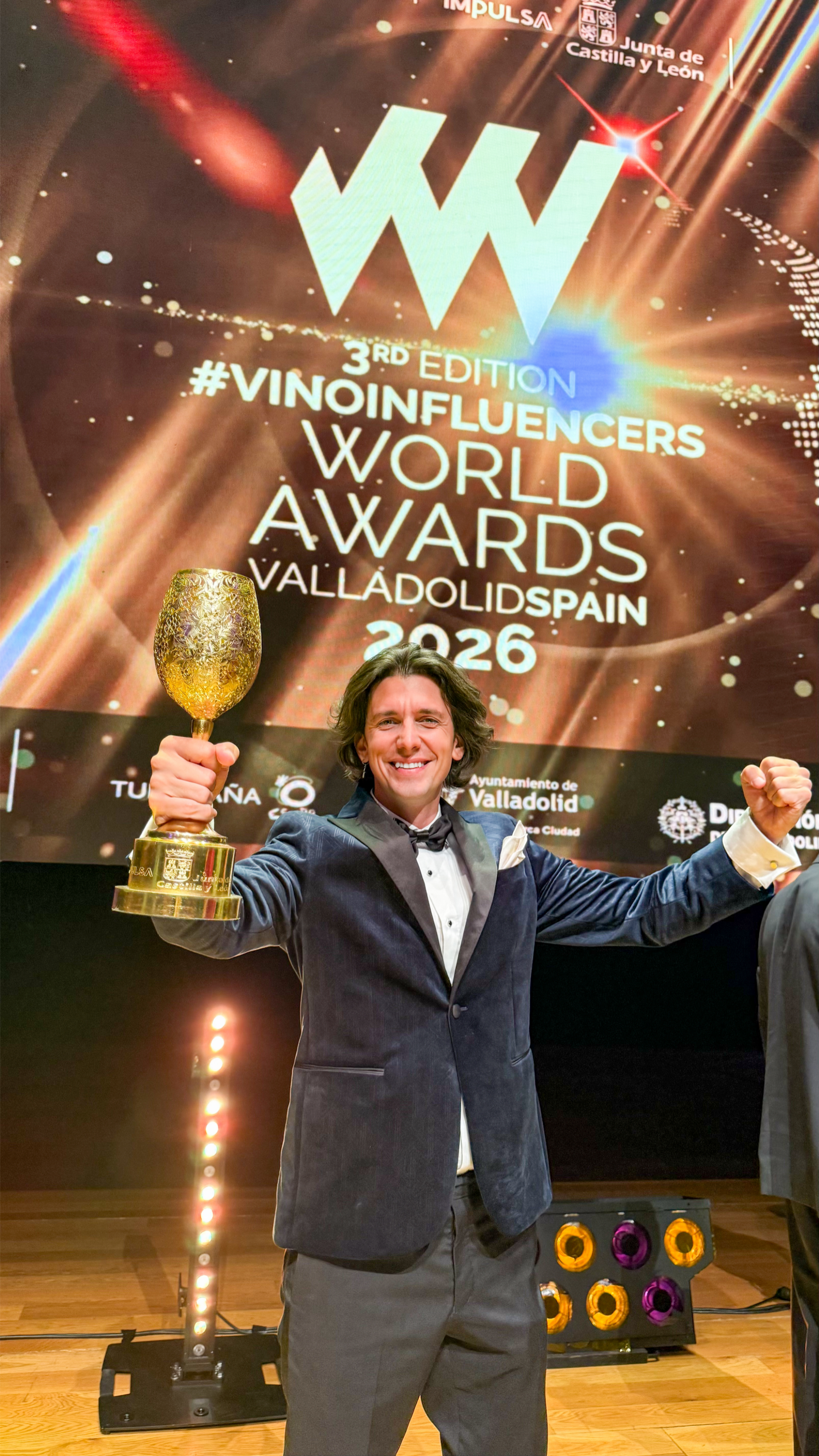 wine.davide aka Davide Dellago winner at the  vinoinfluencer award 2026