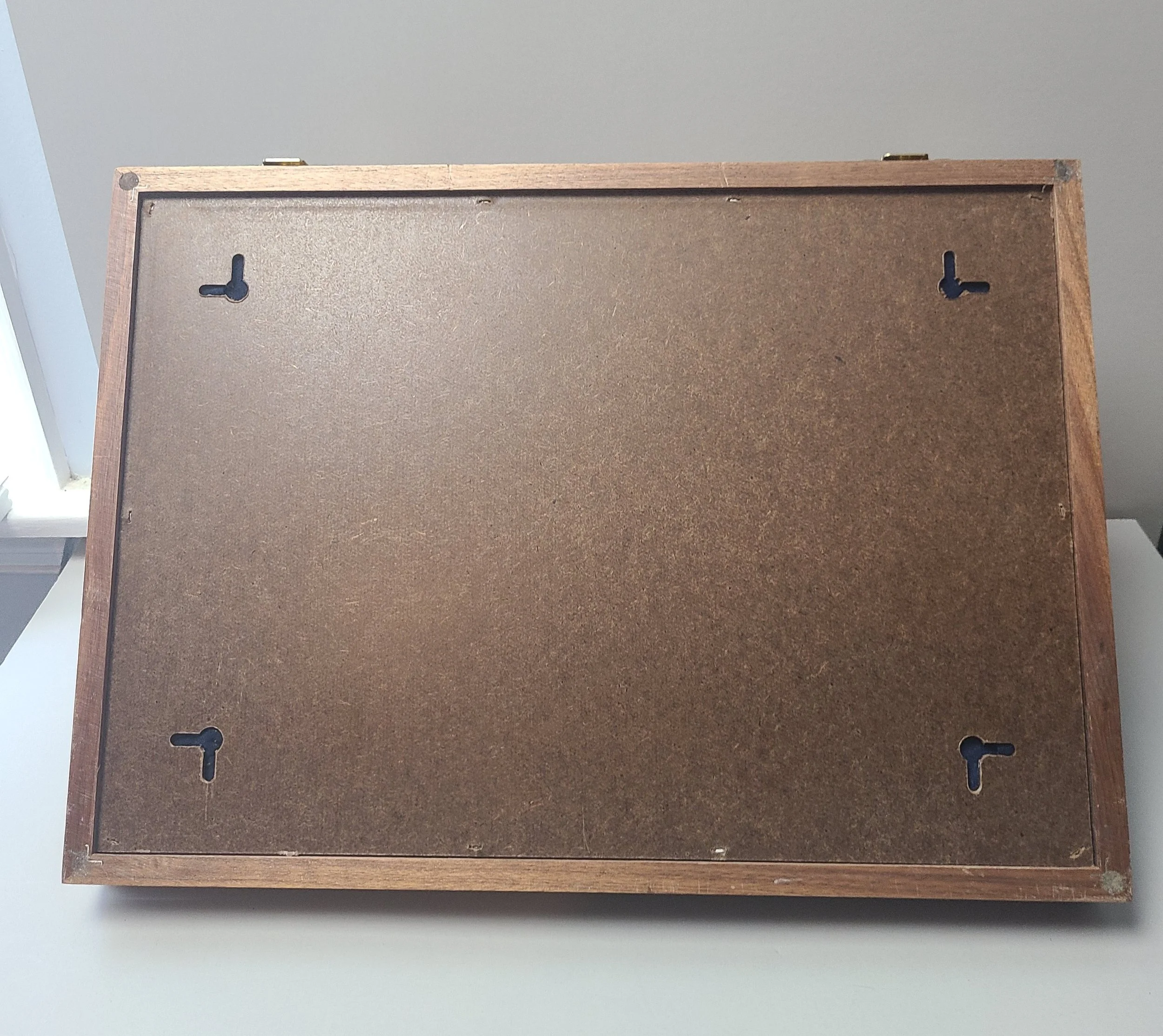 smcase4.jpg