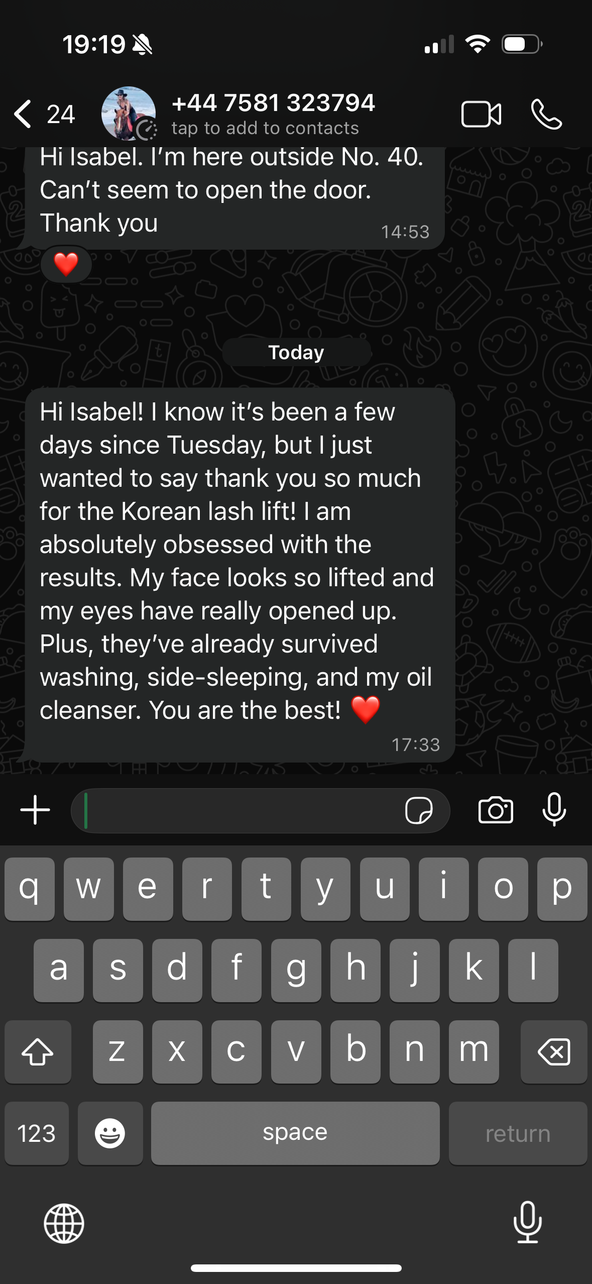 iPhone screenshot of a WhatsApp chat featuring a customer’s positive review of a Korean lash lift, with the keyboard visible.