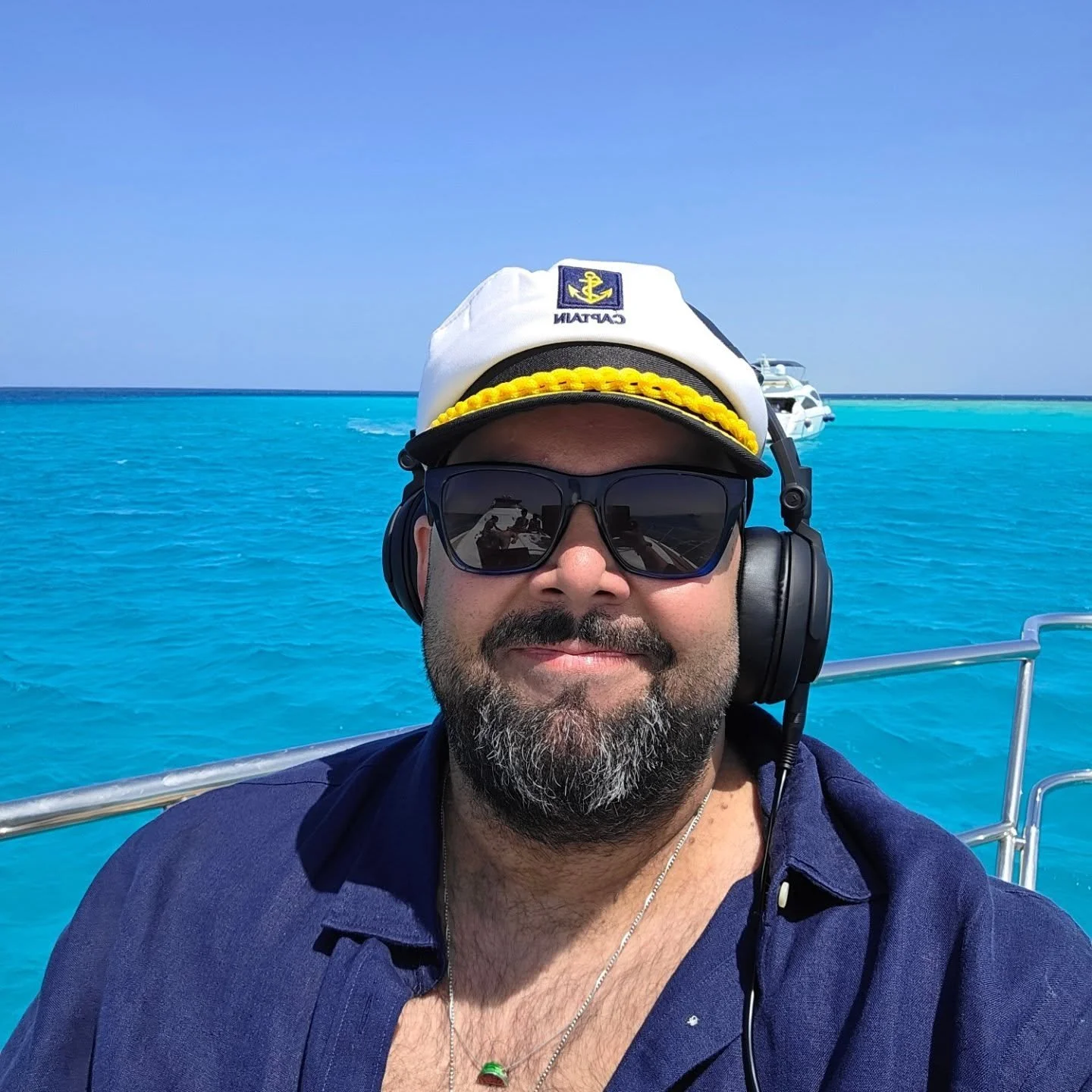 One of the crew 😅 😎 🌊 ⛵️ 🎧 🎶 🍹