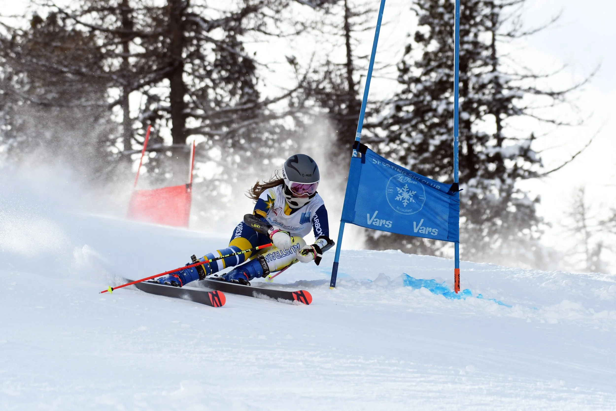 Madi Gilson skiing Giant Slalom in Vars