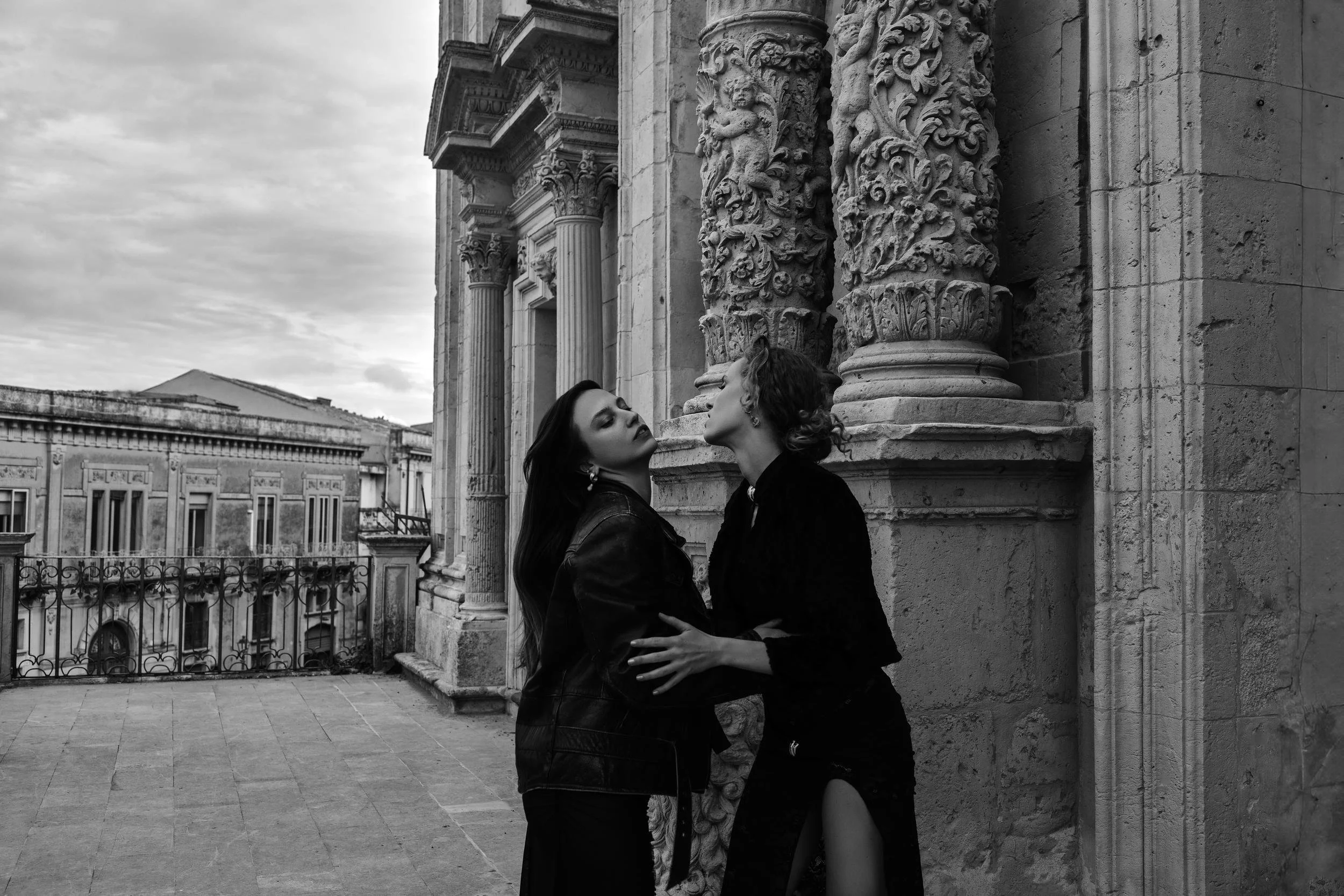 deana-von-lumina-sicily-01.jpg