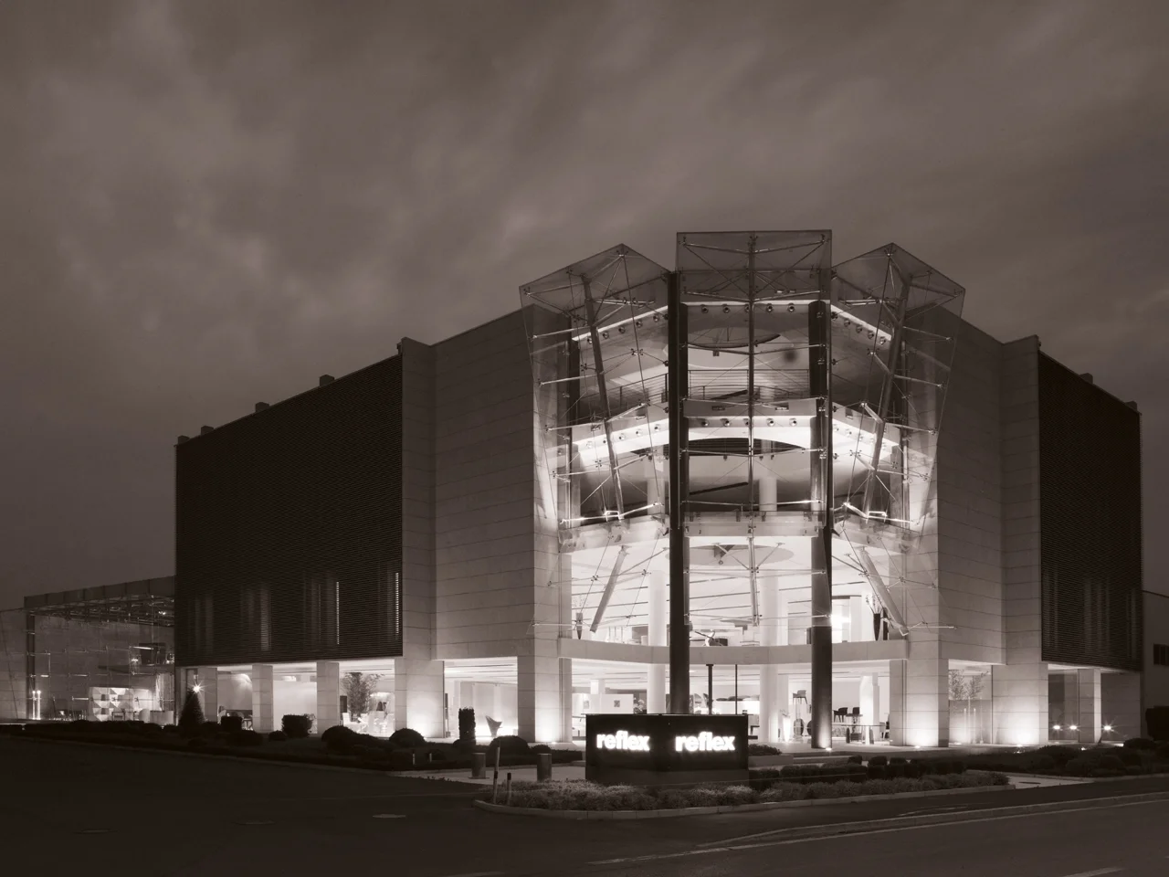 Reflex — Headquarters — image 3
