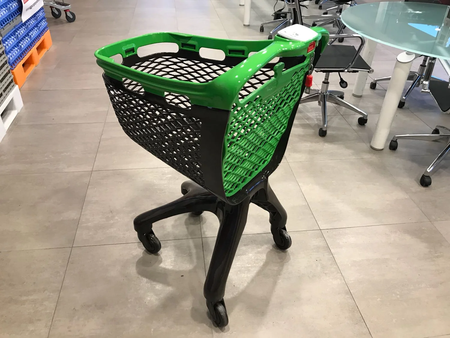 Shopping trolley — image 12