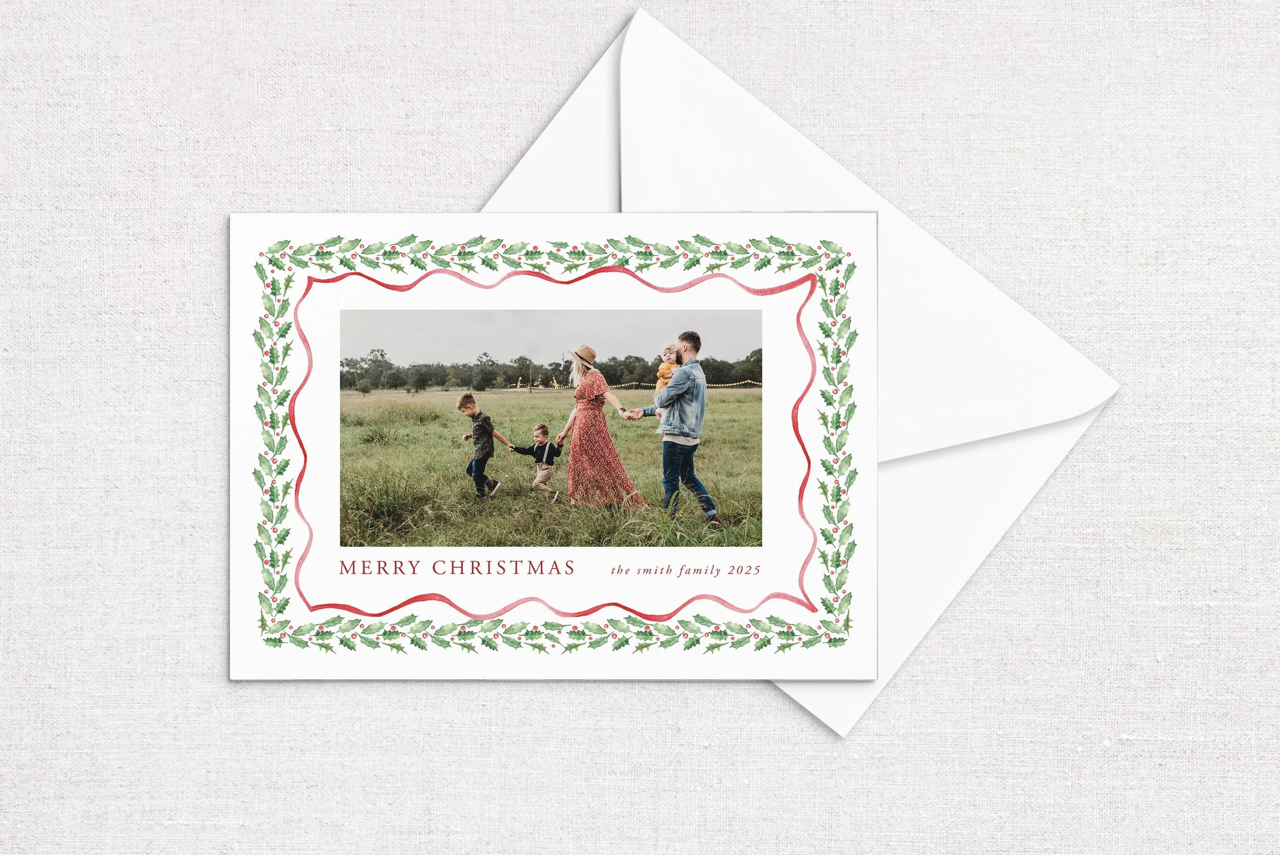 13HollyRibbonFrame4_2025_13.jpg