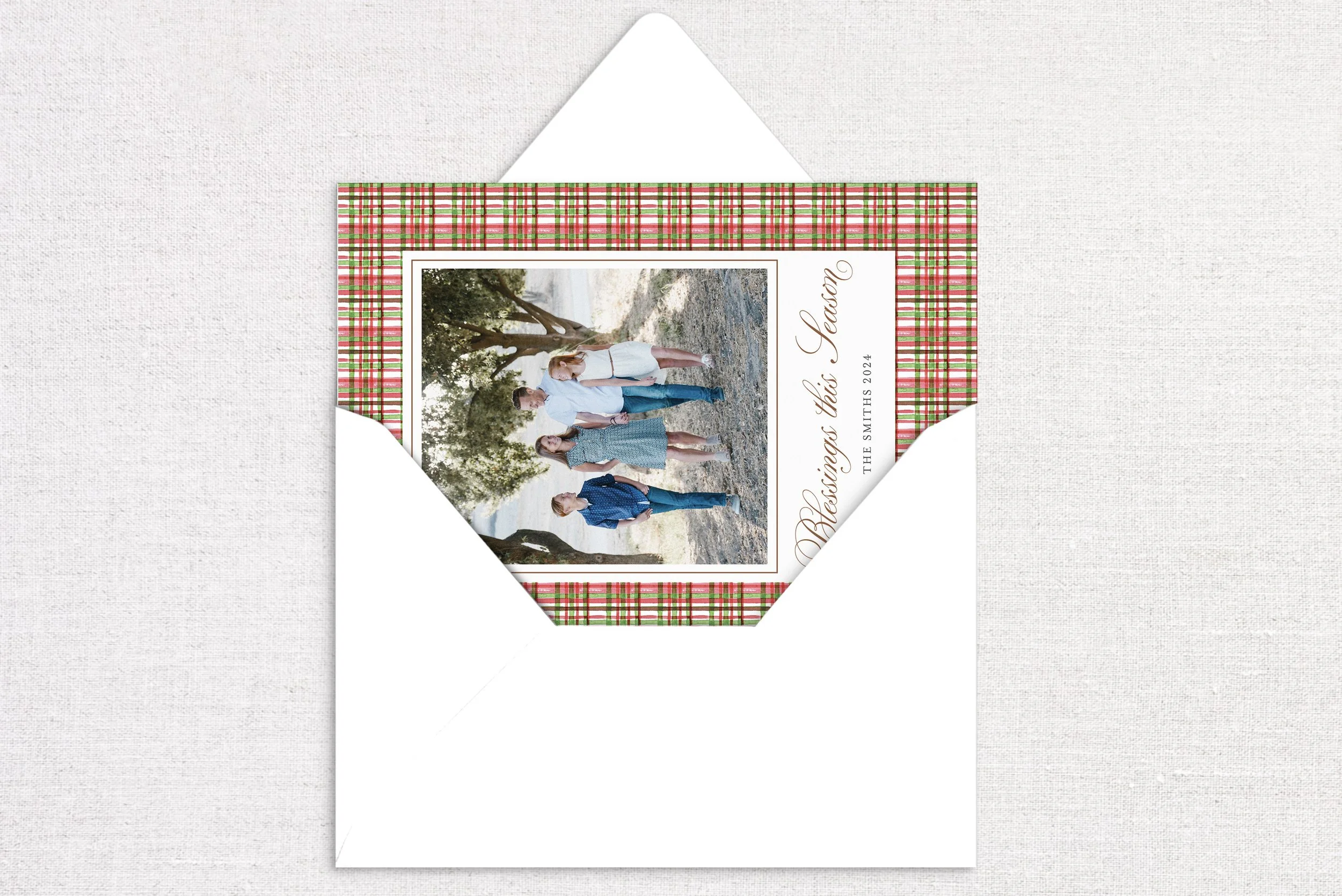 141TraditionalChristmasPlaid5_2025_24.jpg