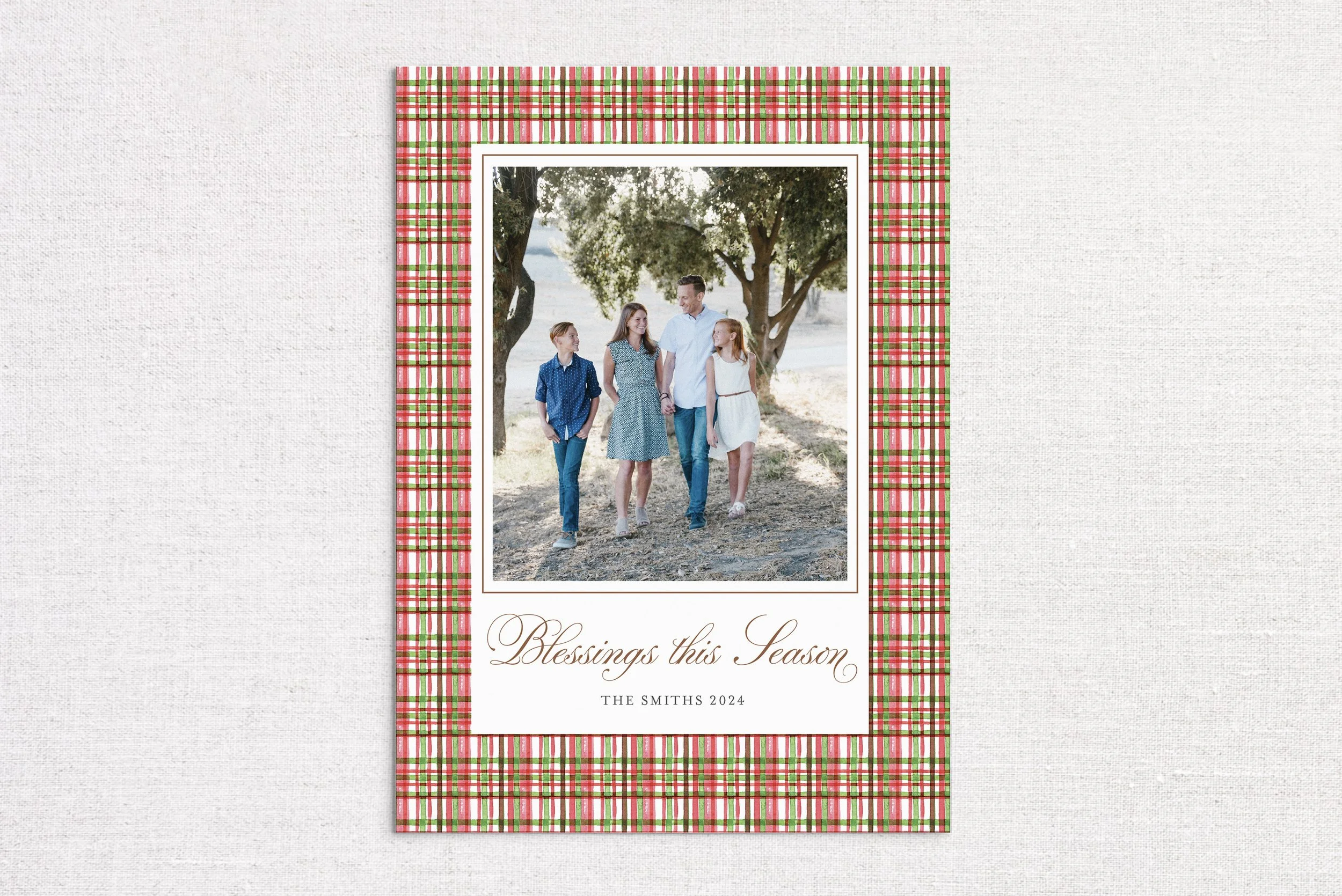 17TraditionalChristmasPlaid1_2025_24.jpg