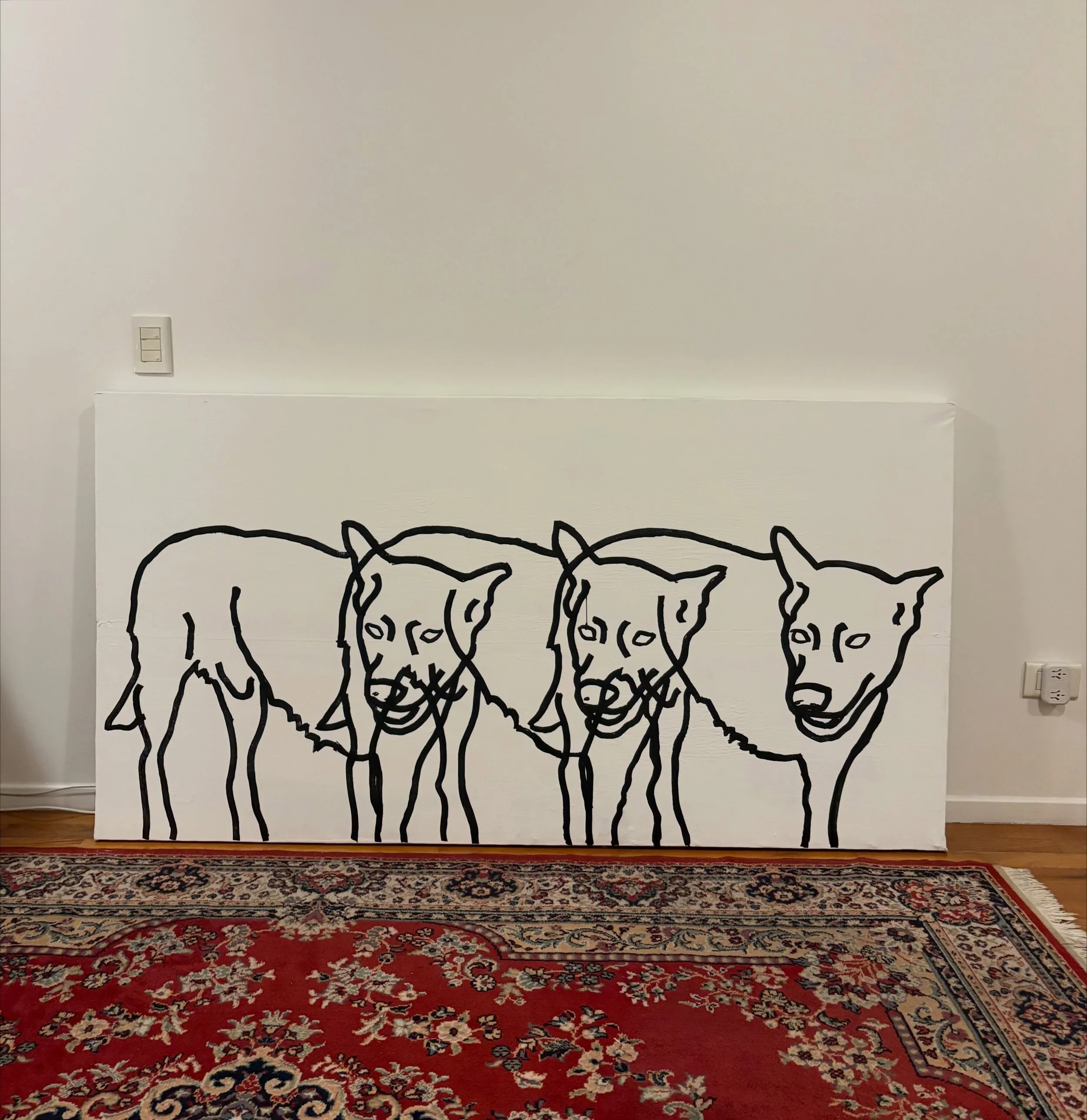 mi primer cuadro 
100 x 200 cm

Una noche cualquiera en san telmo con @situaciooooooon terminamos sacando dos carteles inmobiliarios, de ah&iacute; los cubrimos pintura de pared blanca y quedaron dos lienzos.

crear sigue siendo gratis

mi primer cua