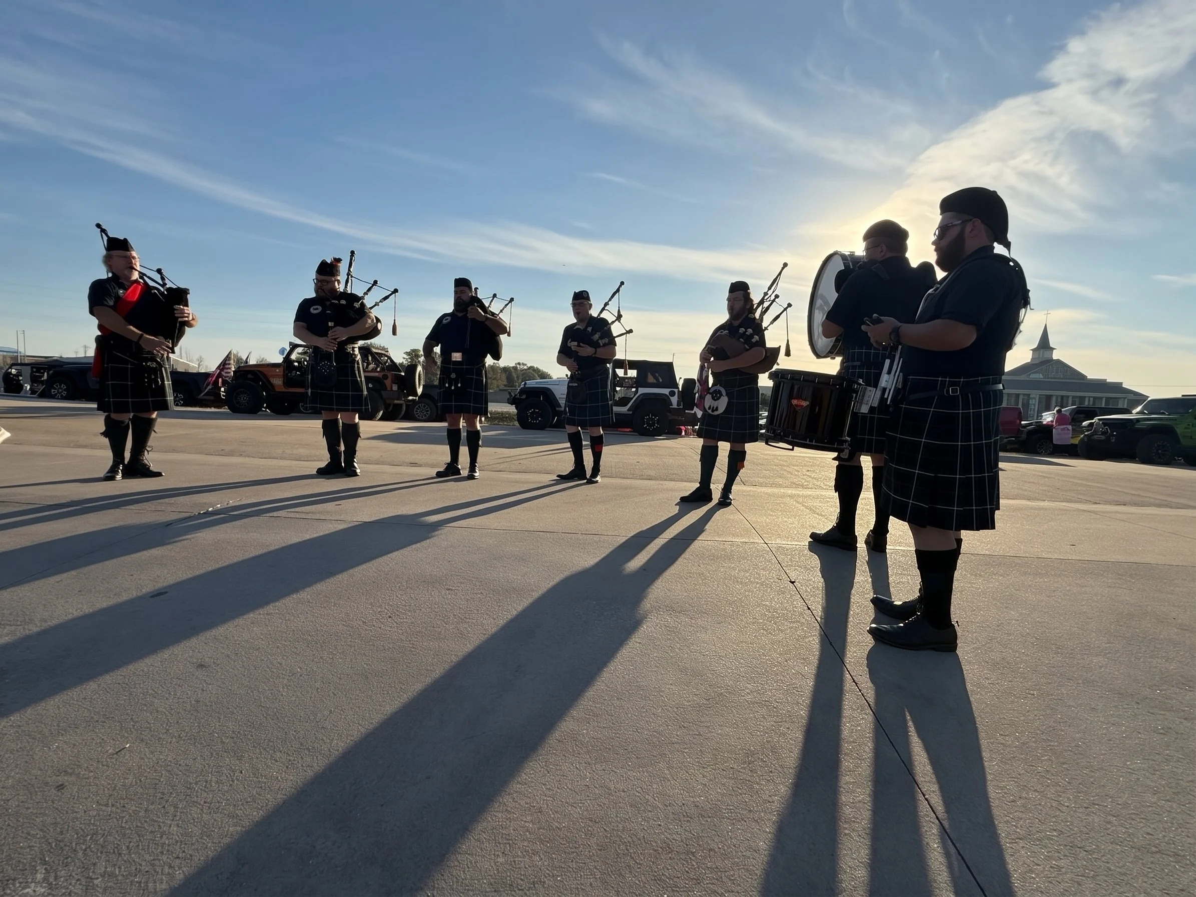 pipe band silouette.jpeg