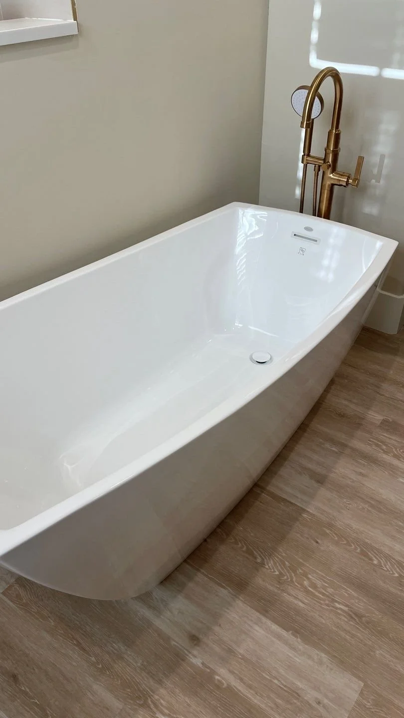 Marco Island remodel - finished bath freestanding tub