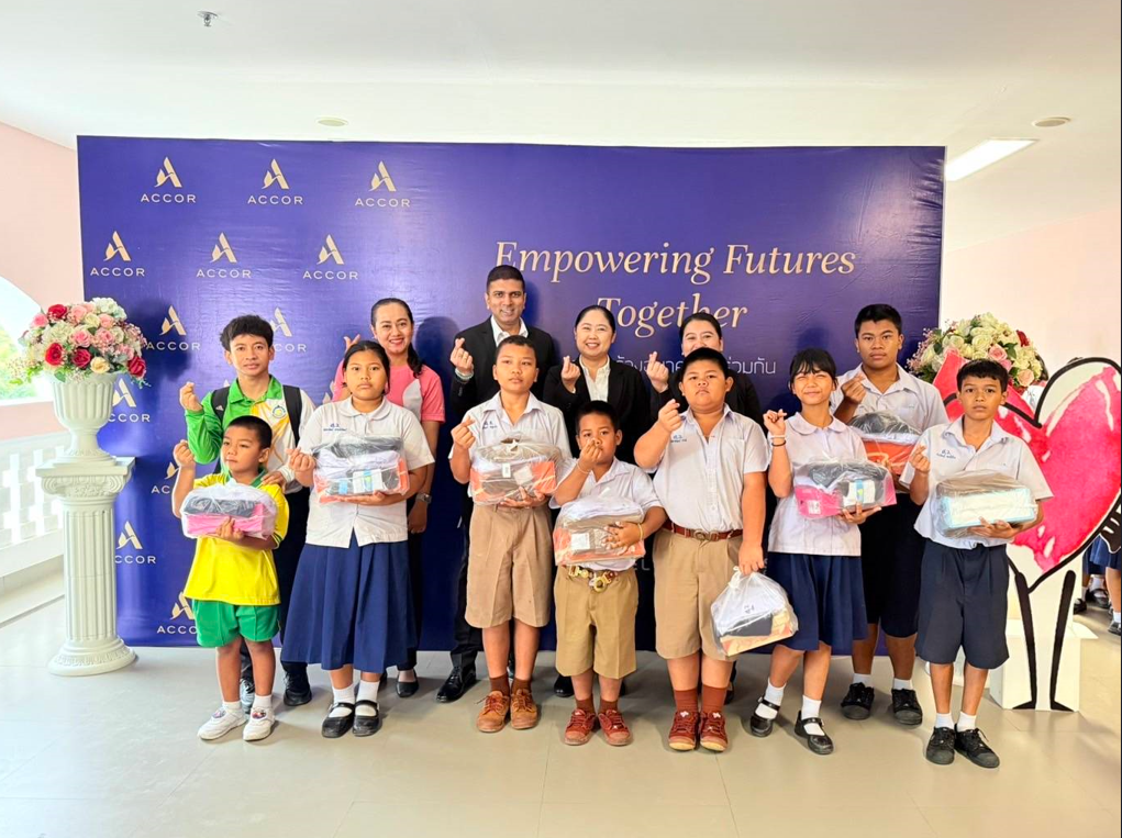 Student Uniform Donation Watsuwankiriwong School.png