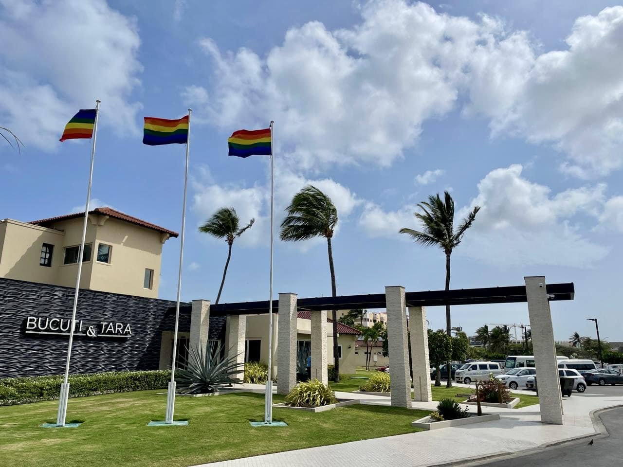 Bucuti+Tara_Pride-Flags.jpg