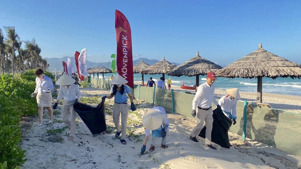 Movenpick Cam Ranh_Beach Cleaning.jpg