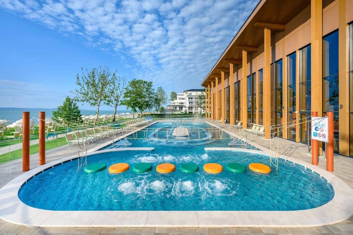 Movenpick_Balaland-POOL.jpg