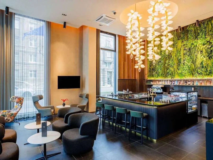 Movenpick Hotel Tallinn Bar.jpg