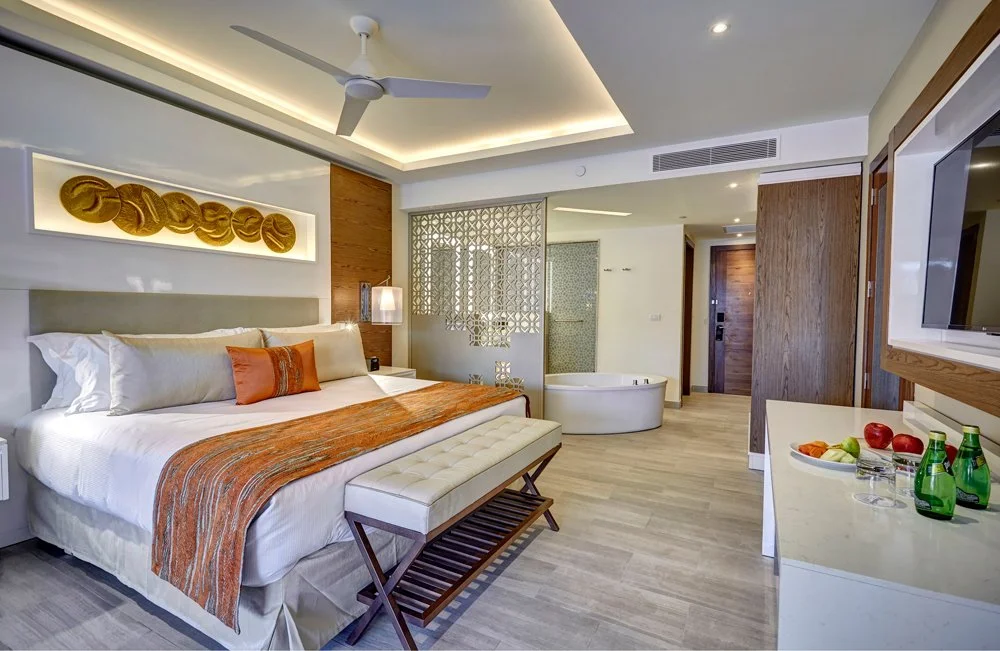 royalton_bavaro_luxury_junior_suite_ocean_view-8-62576901cd4f9.jpg