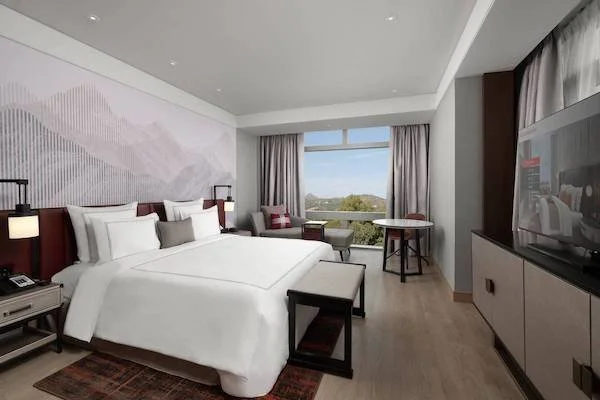 Guest room.jpg