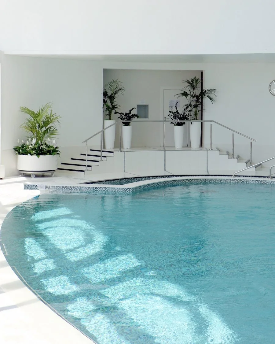 Pool.jpg